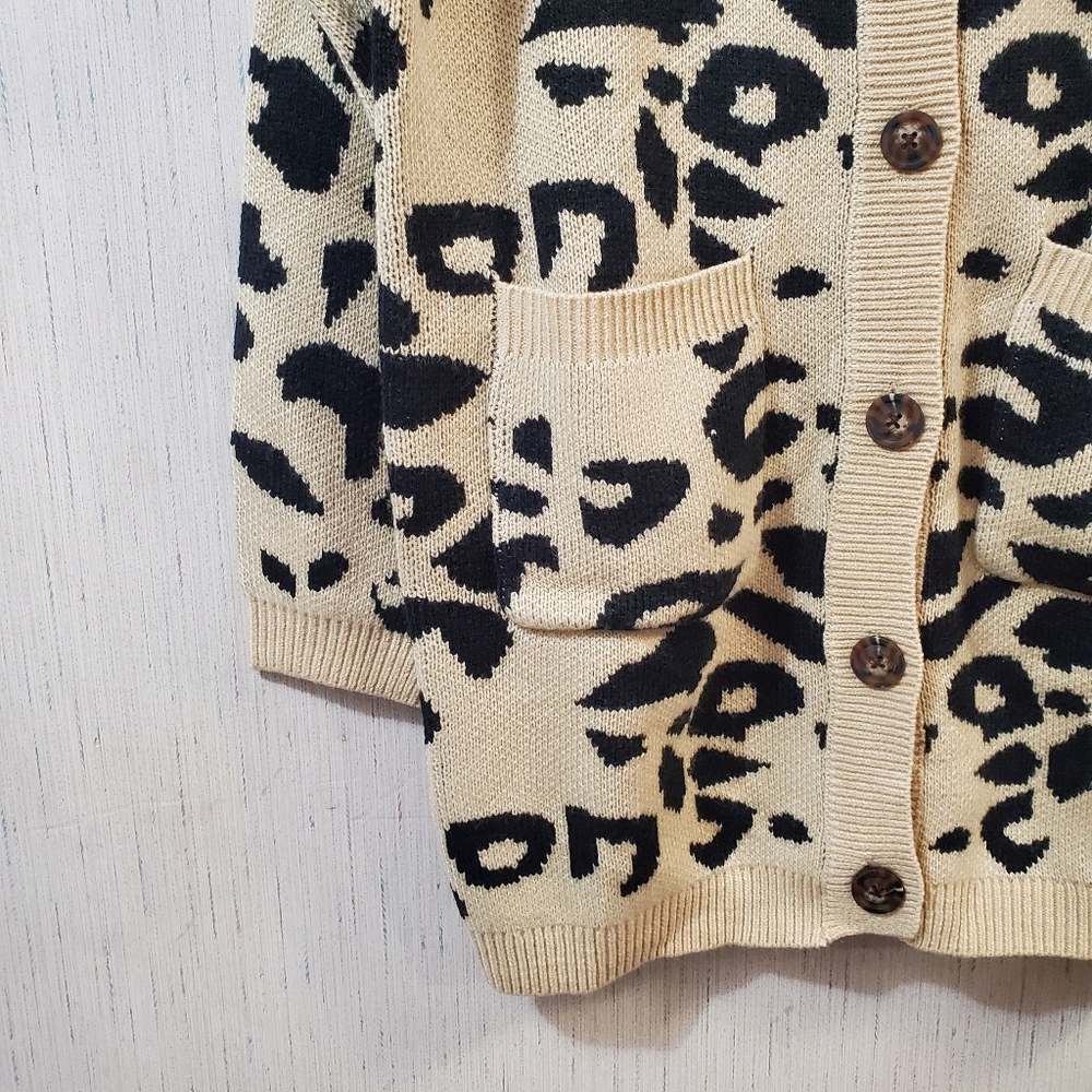 SOLD Atirmira Cardigan Sweater Women's Button Up Leopard Print Thigh Length M - Picture 2 of 8